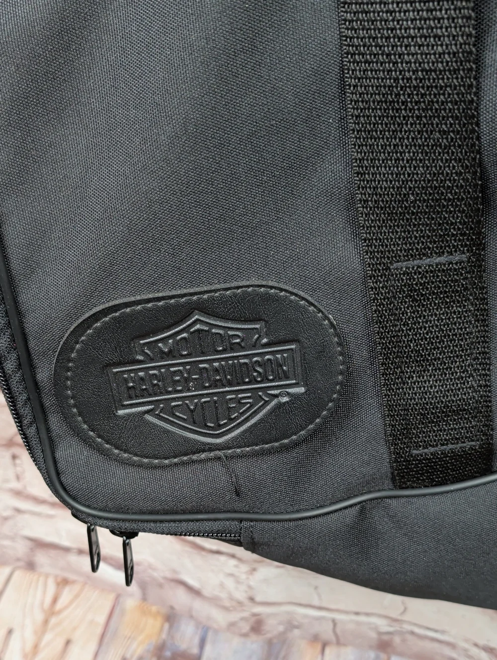 Harley Davidson Black Men's Duffel Bag with Dual Carry Straps 24